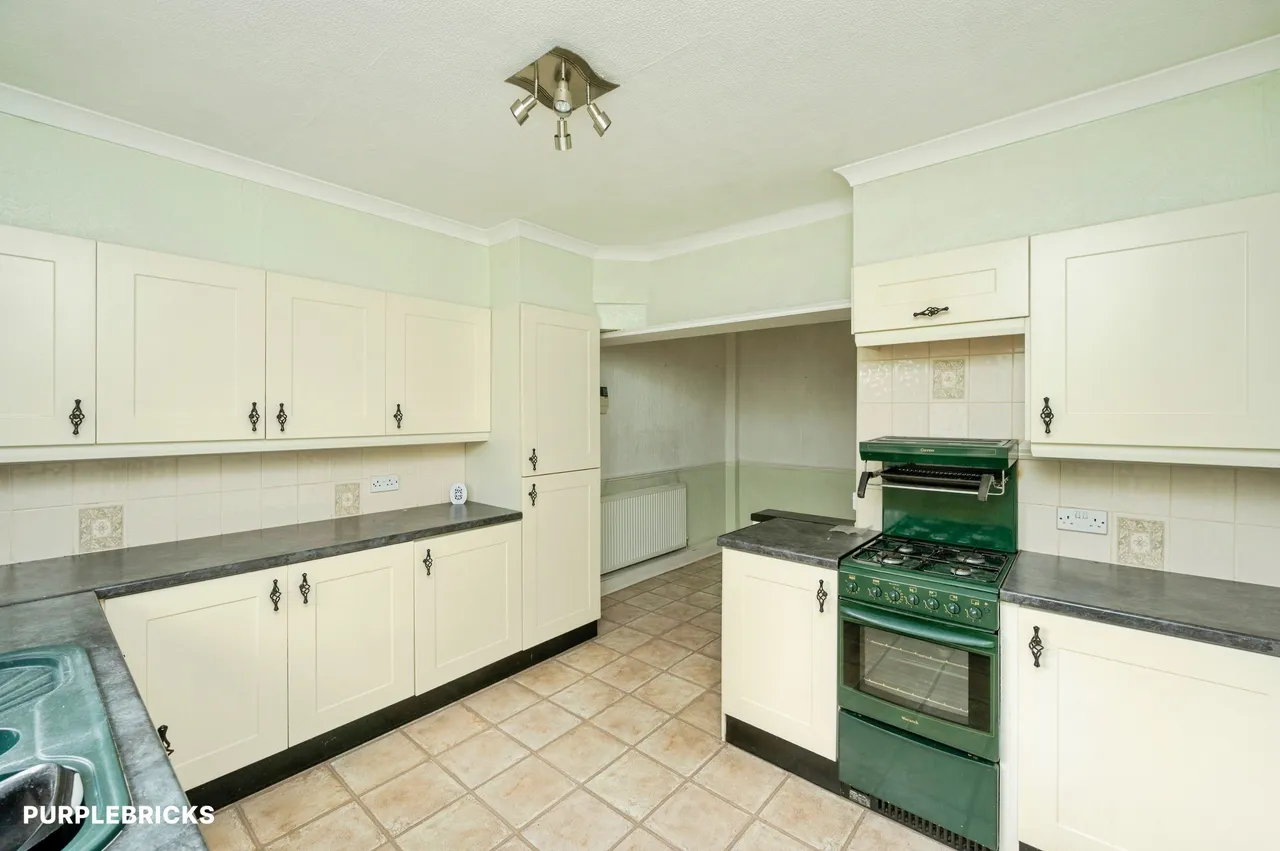 St. Leonards Place, Alfreton, DE55, photo 6