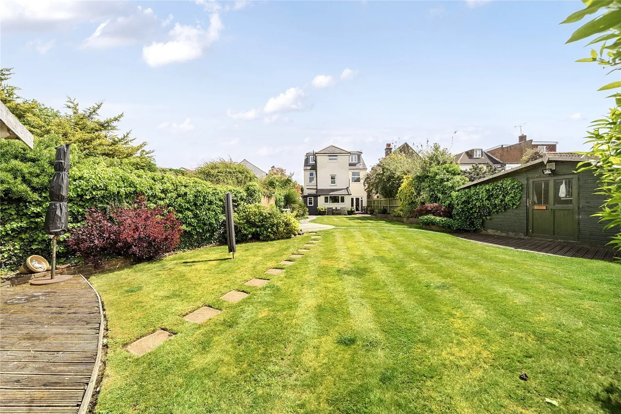 Derry Downs, Orpington, BR5, photo 5