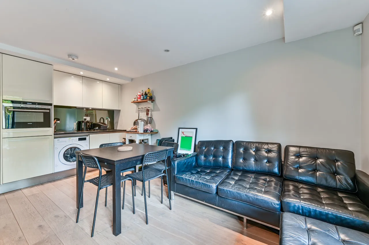 Apartment 2, 9 Blackthorn Avenue, London, photo 7