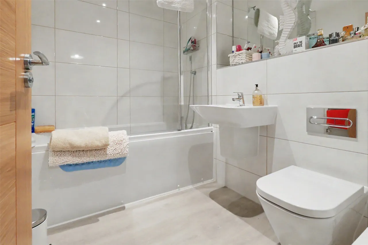 Roe Close, South Molton, EX36, photo 9