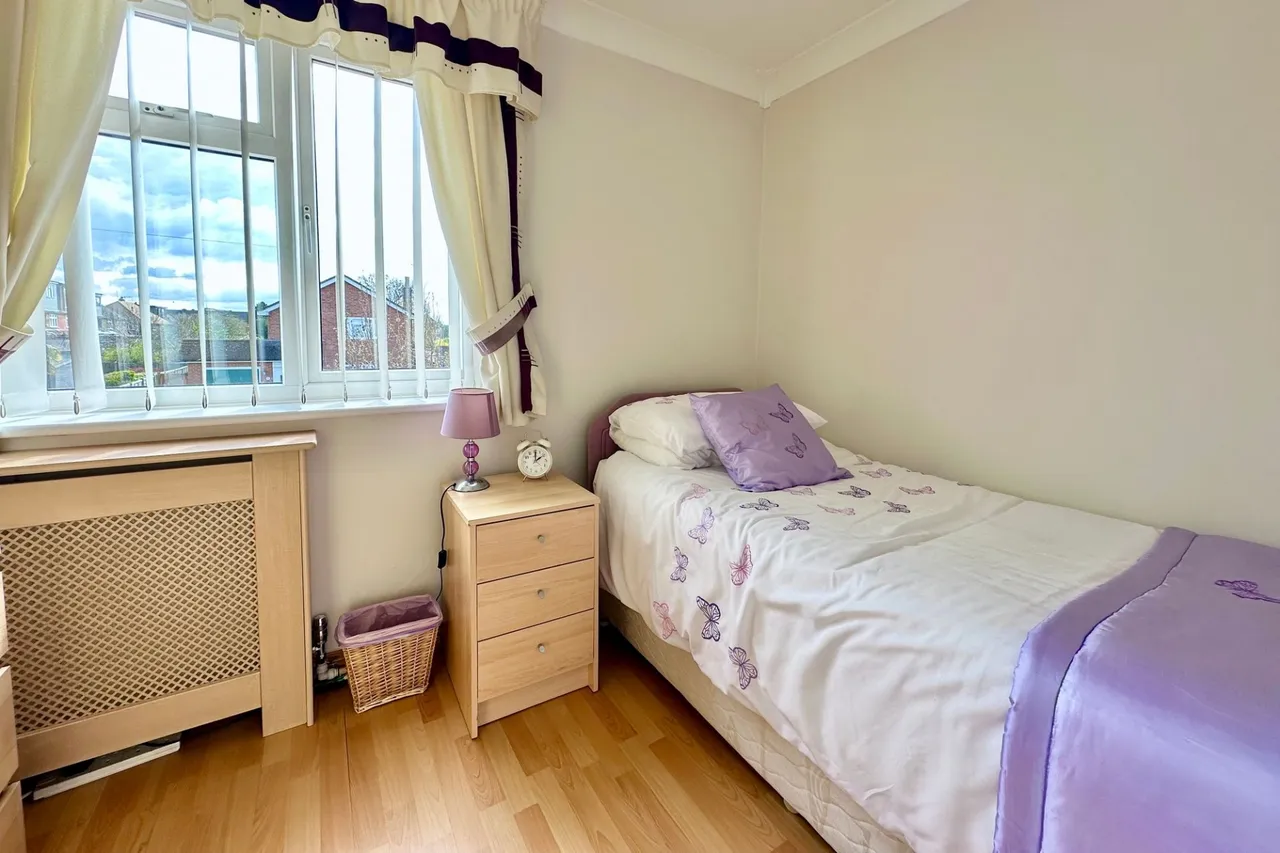 Ivins Road, Beaconsfield, HP9, photo 14