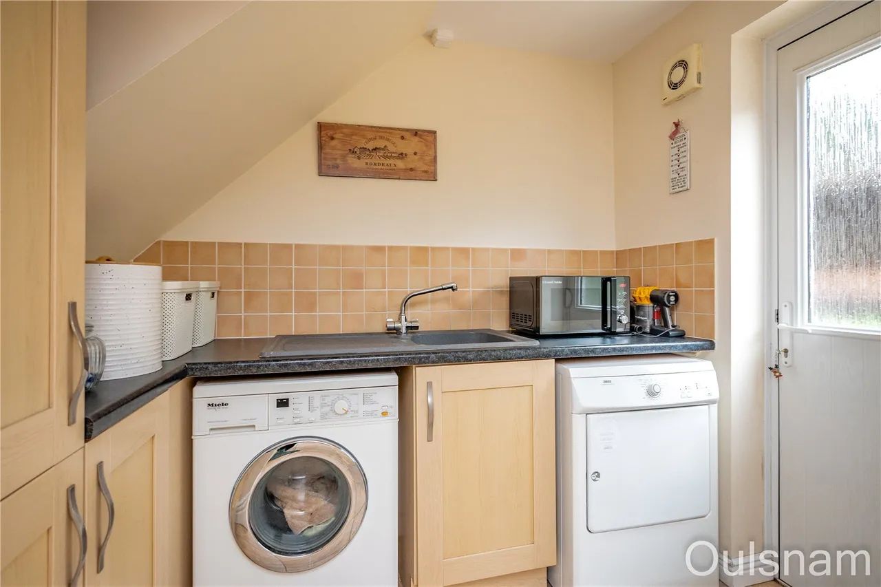 Garrick Road, Bromsgrove, Worcestershire, B60 2TH, photo 6