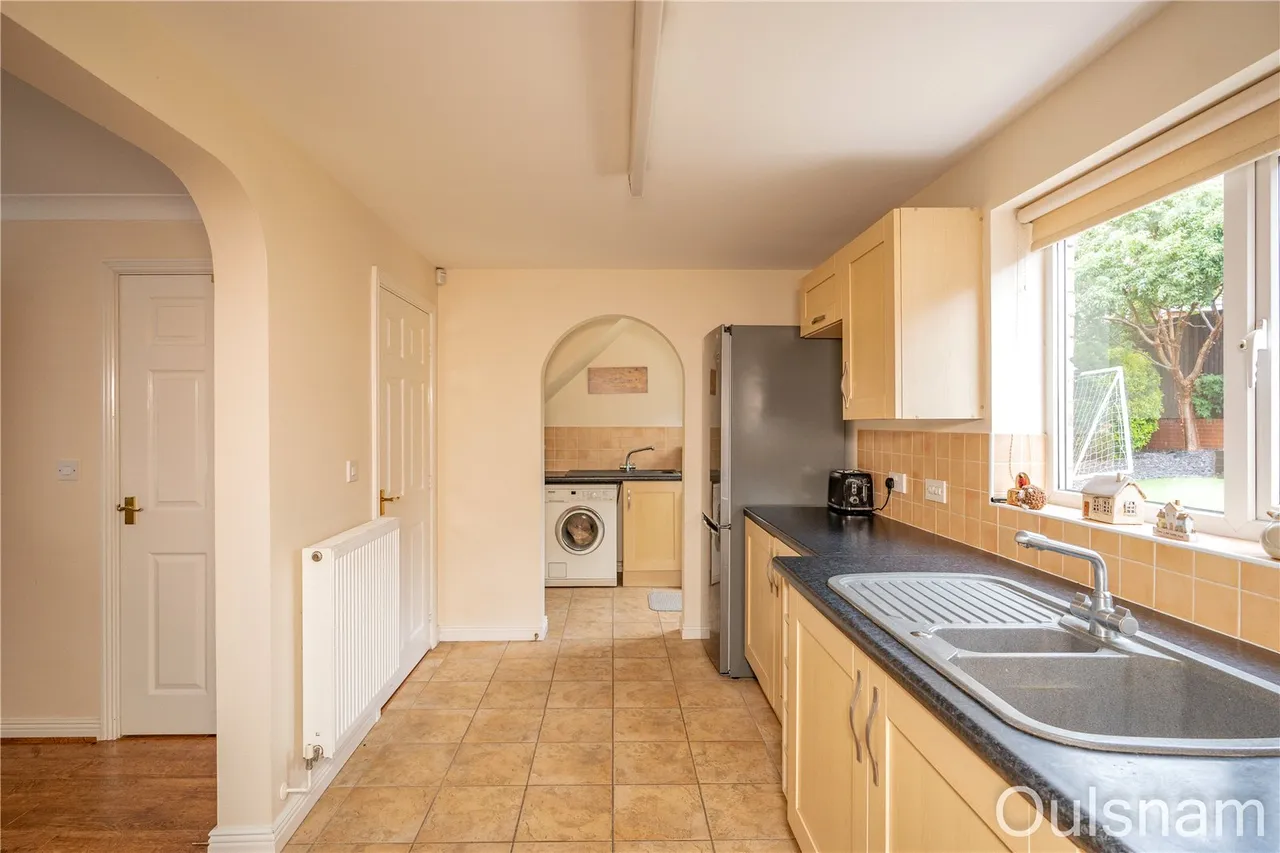 Garrick Road, Bromsgrove, Worcestershire, B60 2TH, photo 5