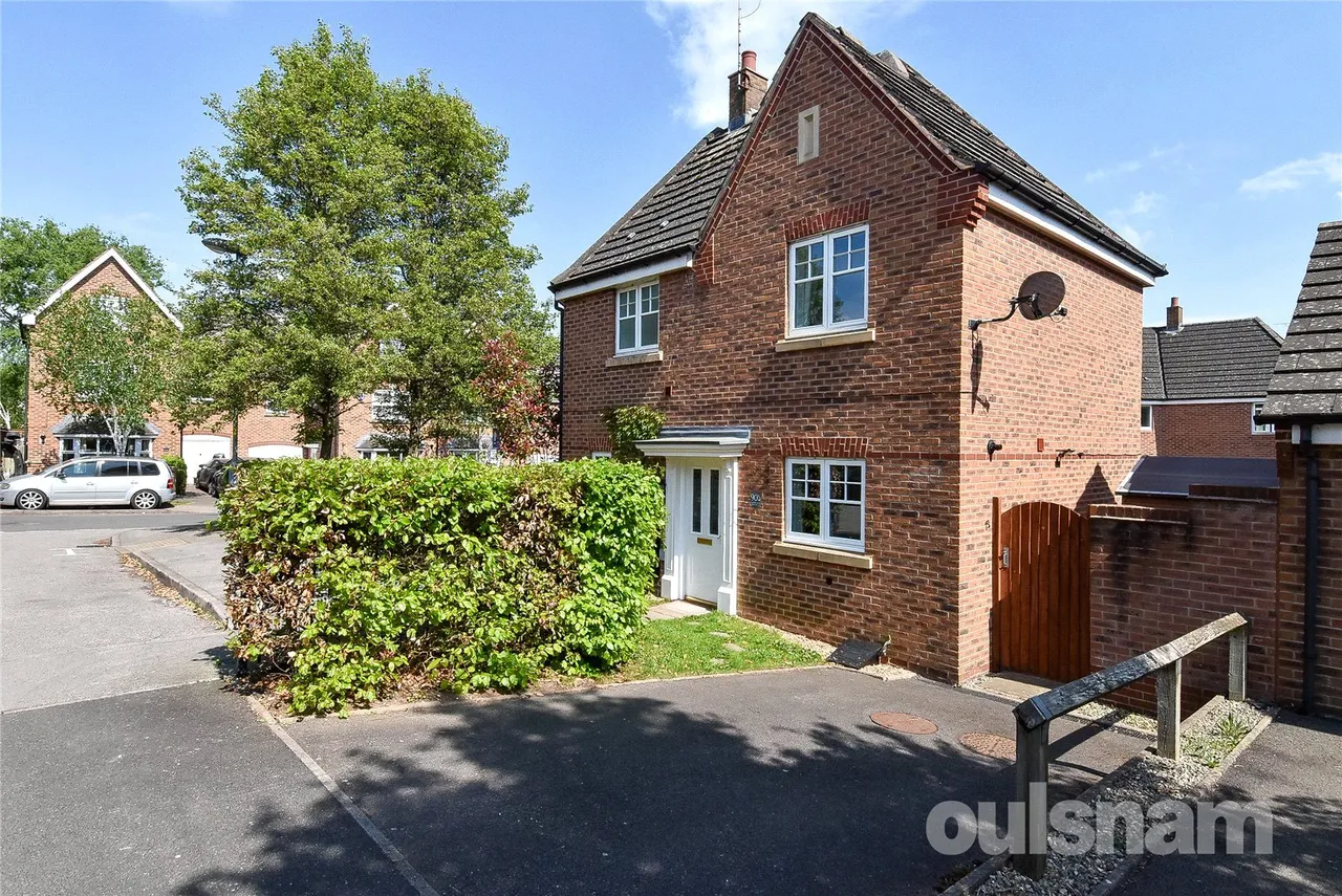 Brandwood Crescent, Birmingham, West Midlands, B30 3PZ, photo 2