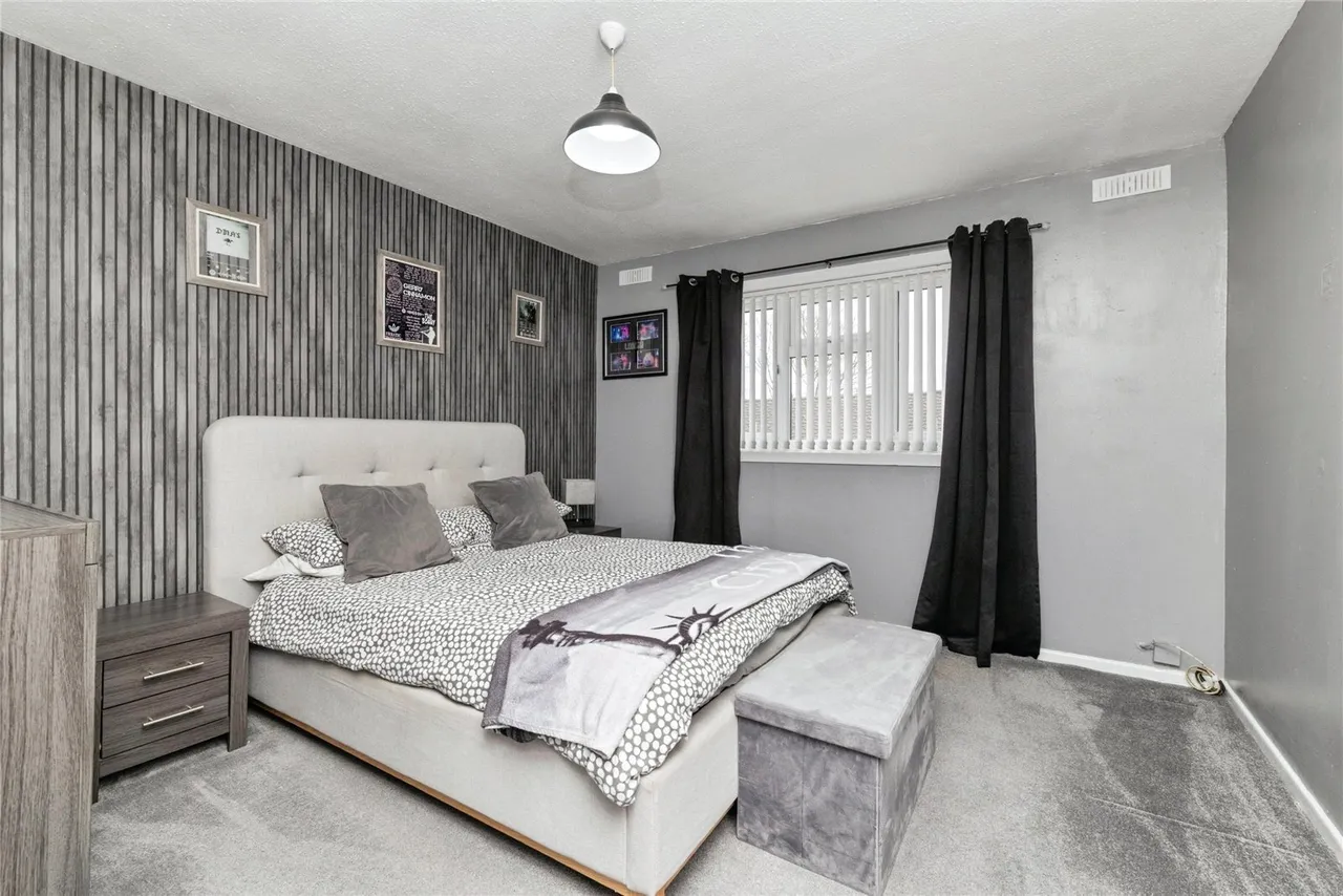 Elliott Drive, Gateshead, Tyne and Wear, NE10, photo 13