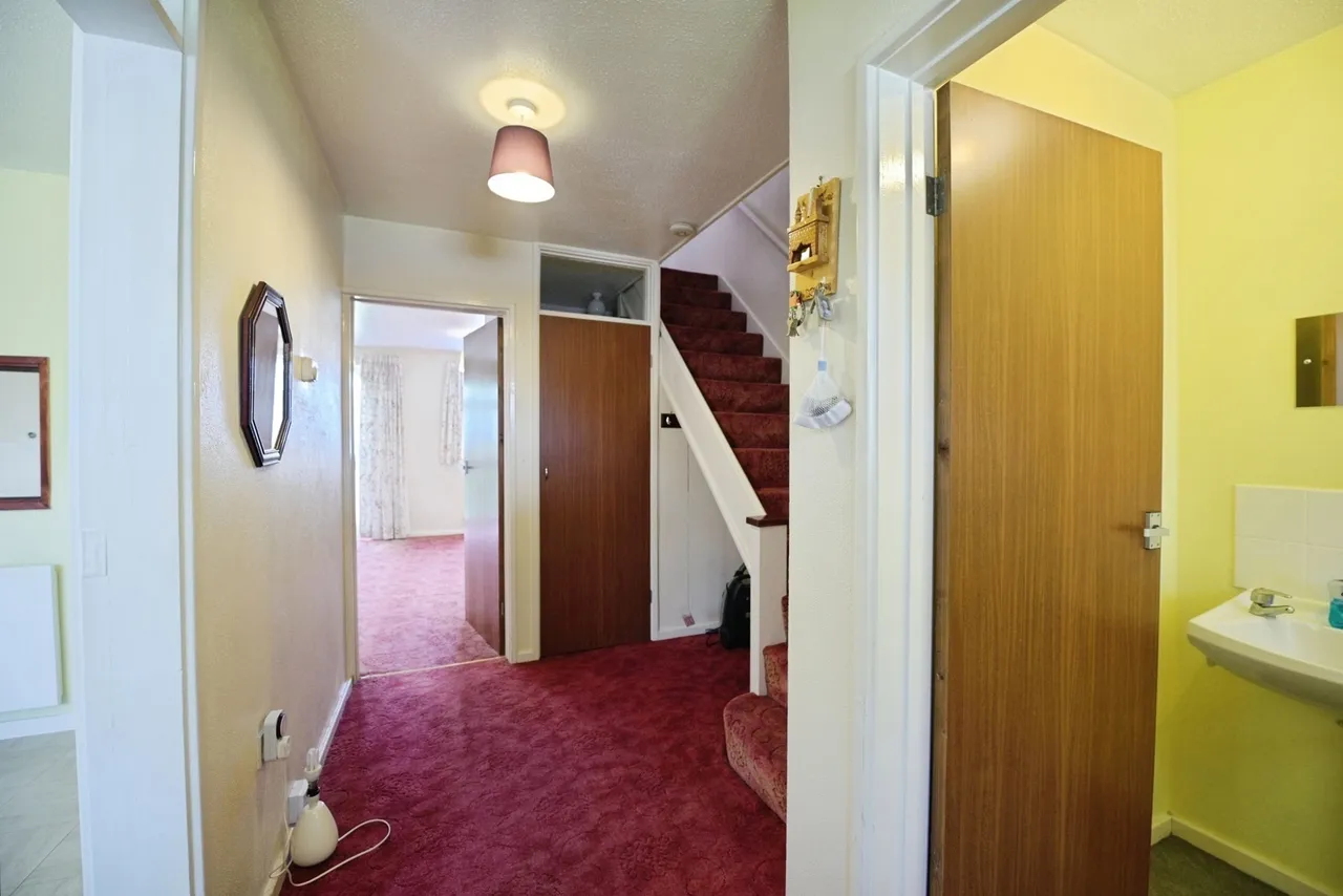 Turpin Avenue, Collier Row, Romford, RM5, photo 3