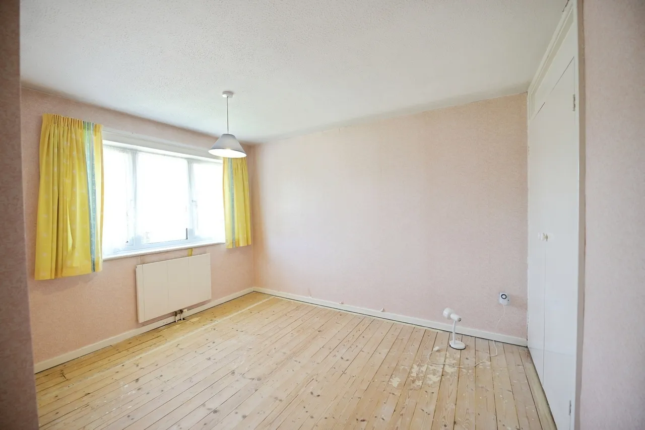 Turpin Avenue, Collier Row, Romford, RM5, photo 17
