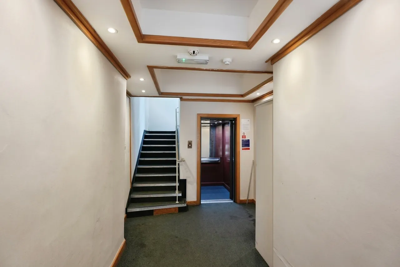 Market Street, BRADFORD, West Yorkshire, BD1, photo 11