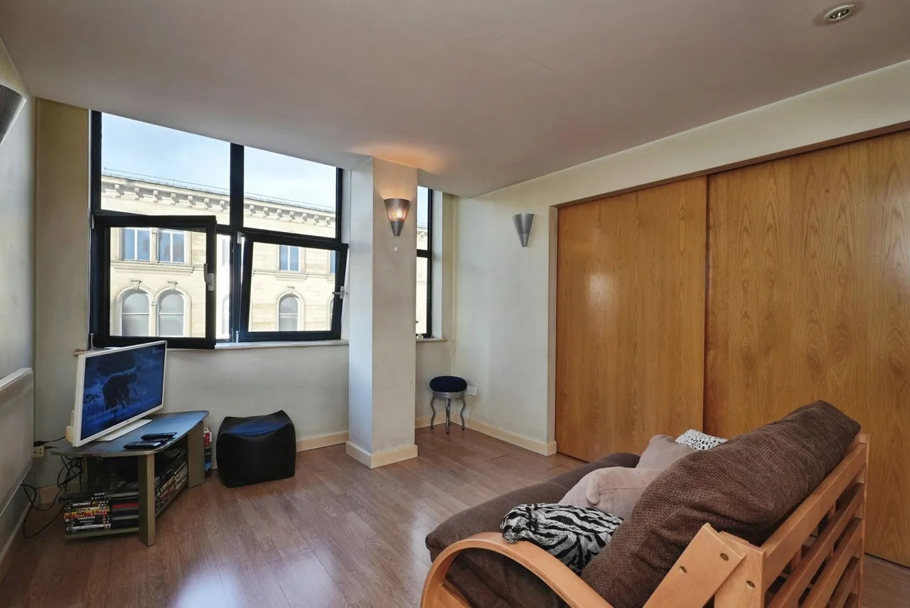 Market Street, BRADFORD, West Yorkshire, BD1, photo 2