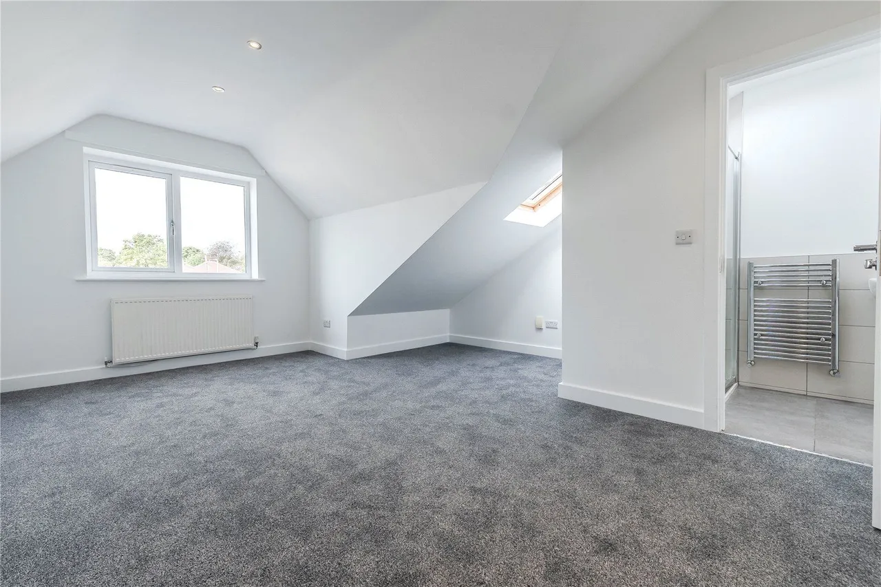 Fearnville Place, Leeds, LS8, photo 7