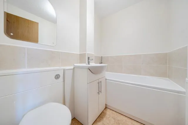 Flaxfield Court, Basingstoke, RG21, photo 11