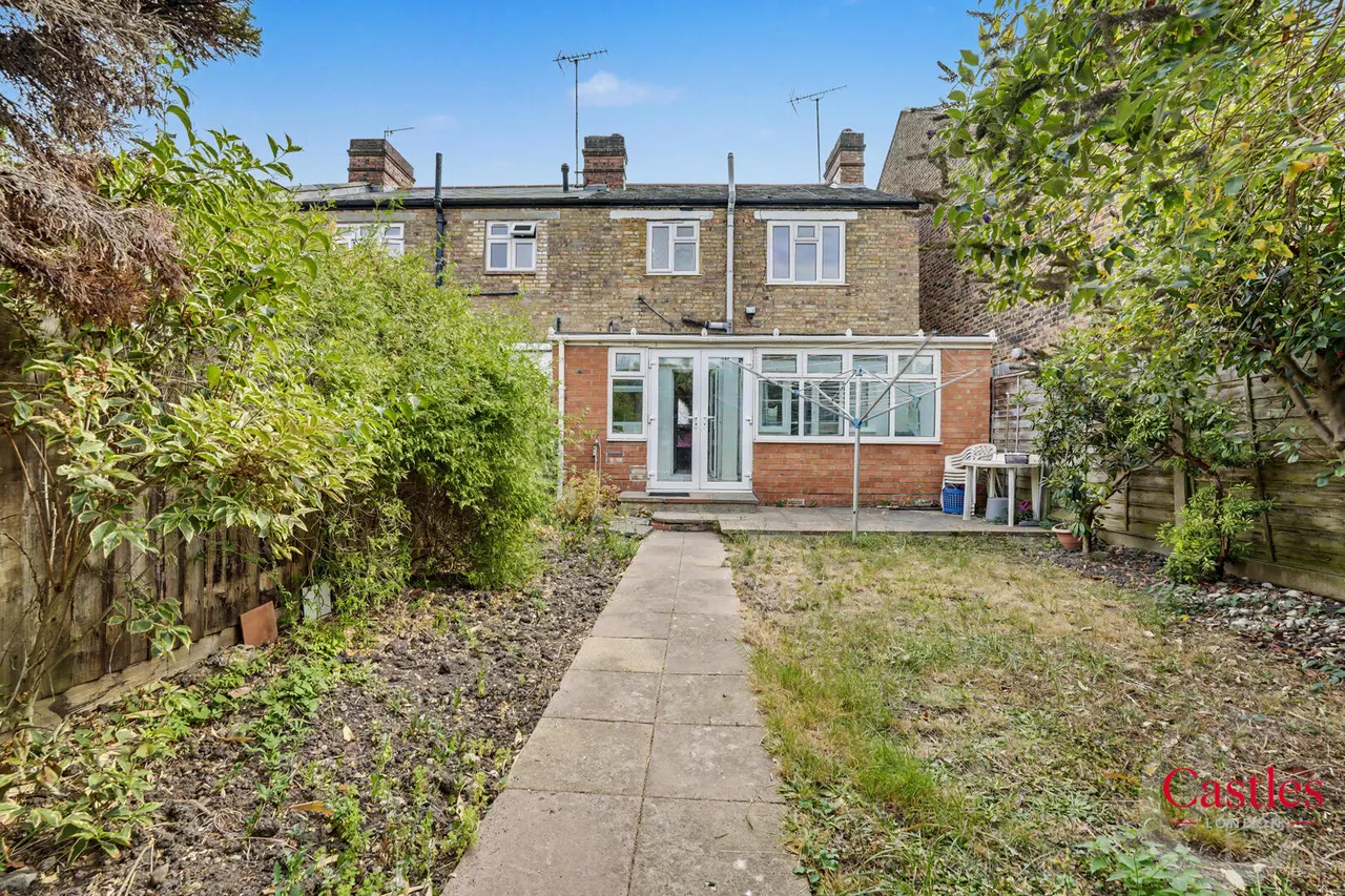 First Avenue, Enfield, EN1, photo 11