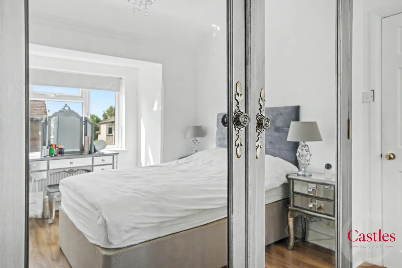 First Avenue, Enfield, EN1, photo 16