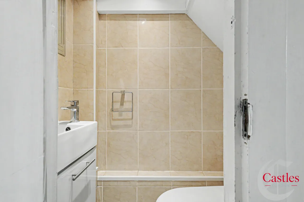 First Avenue, Enfield, EN1, photo 26