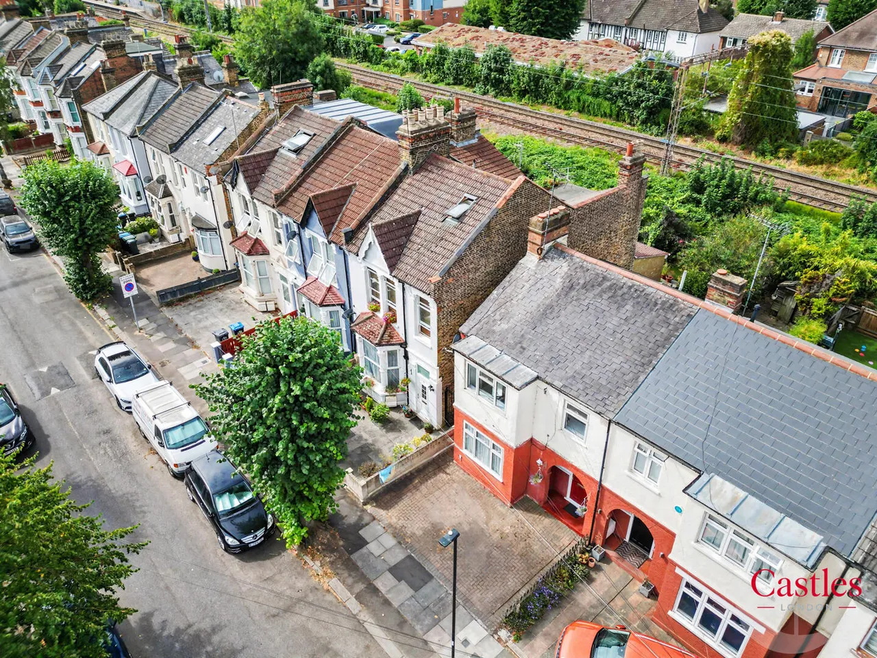 First Avenue, Enfield, EN1, photo 38