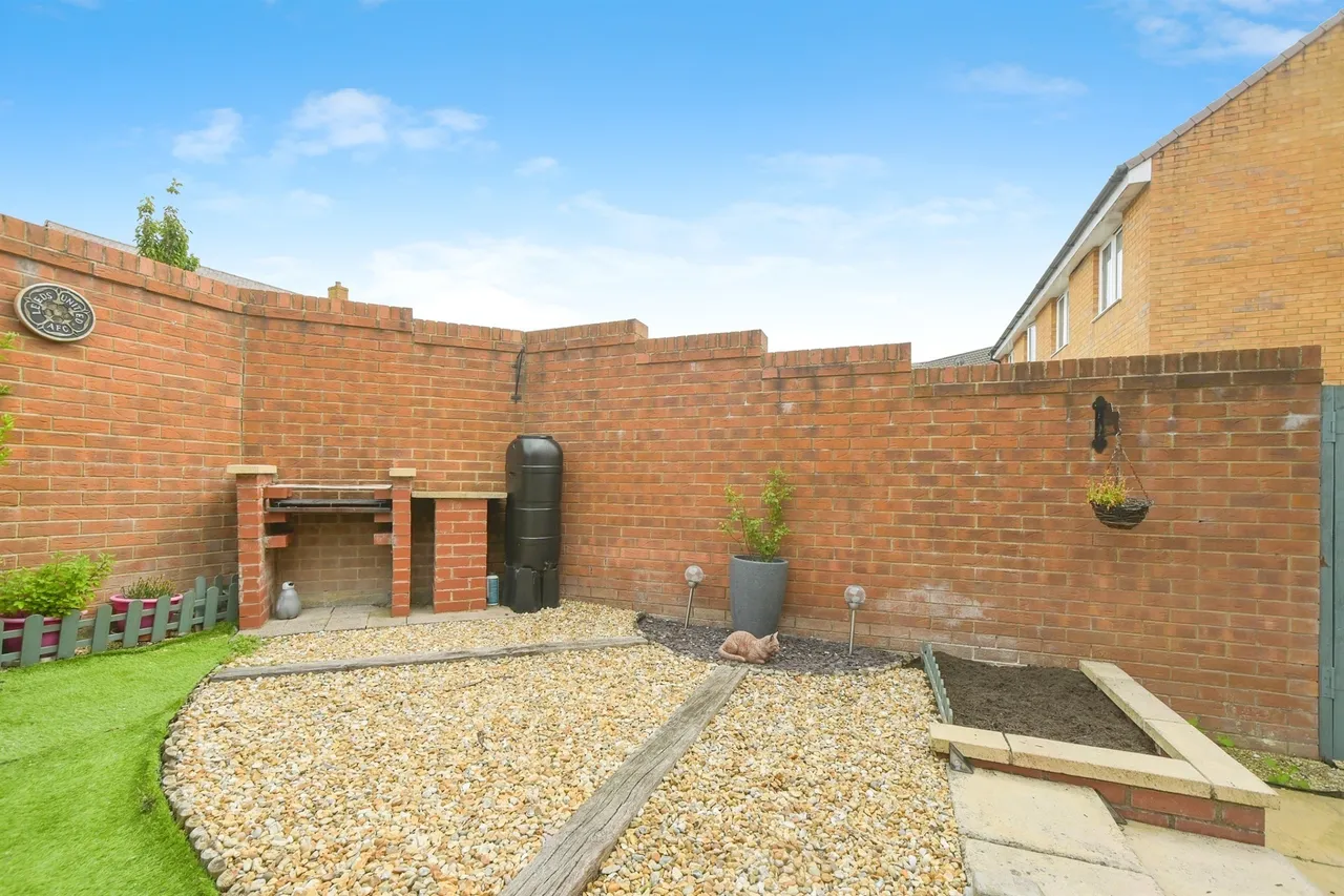 Dakota Drive, Calne, SN11, photo 13