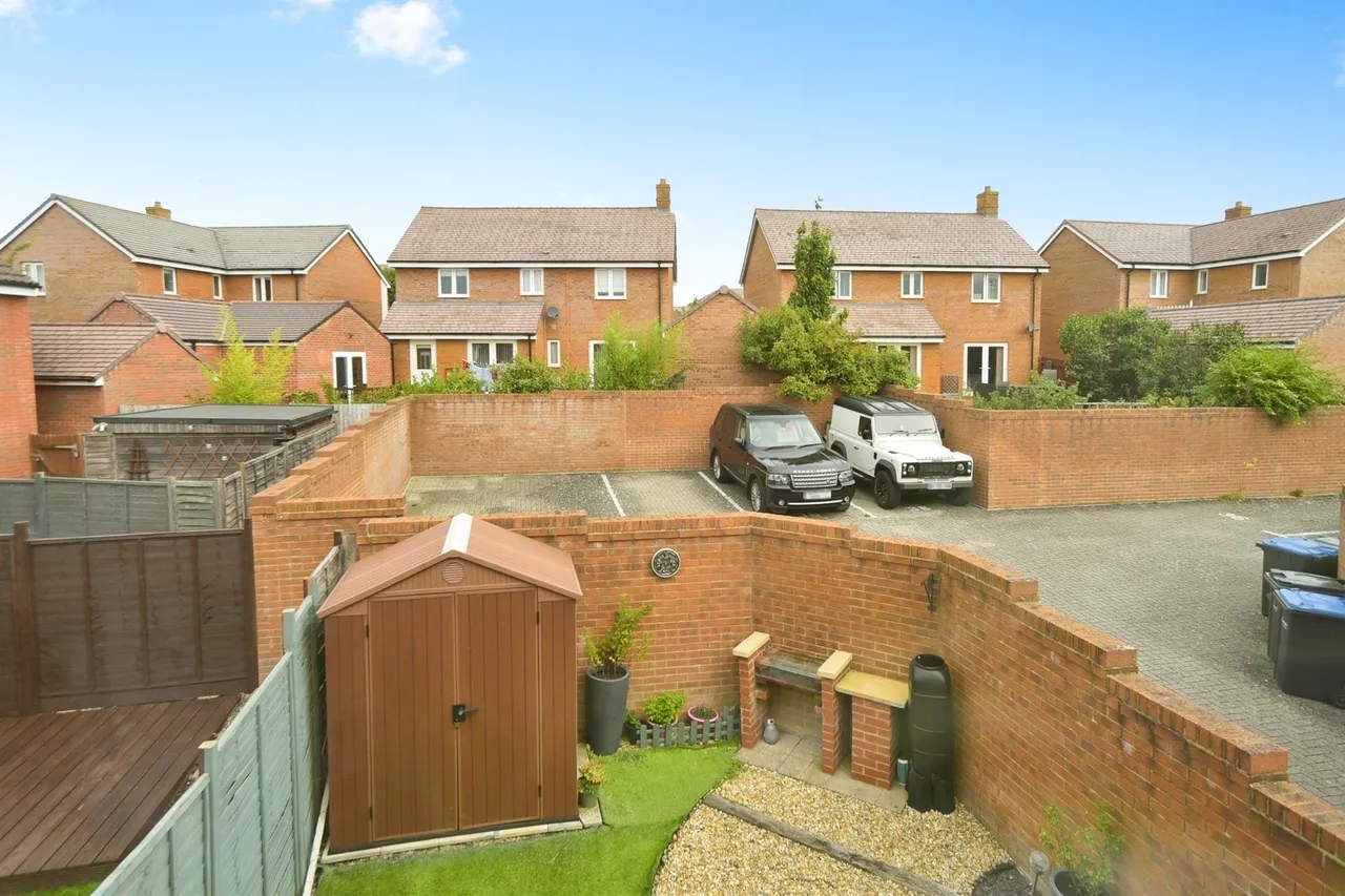 Dakota Drive, Calne, SN11, photo 15