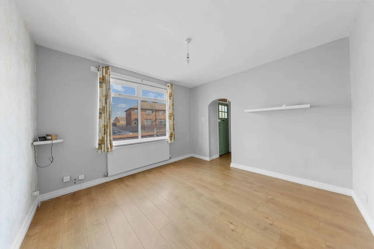 Thelwall Lane, WARRINGTON, Warrington, WA4 1NF, photo 3