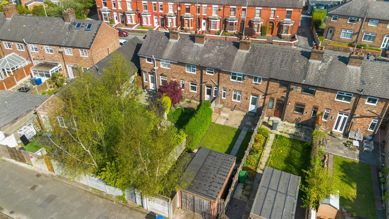 Thelwall Lane, WARRINGTON, Warrington, WA4 1NF, photo 15