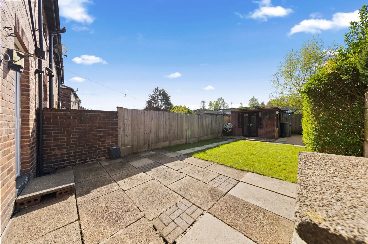 Thelwall Lane, WARRINGTON, Warrington, WA4 1NF, photo 4
