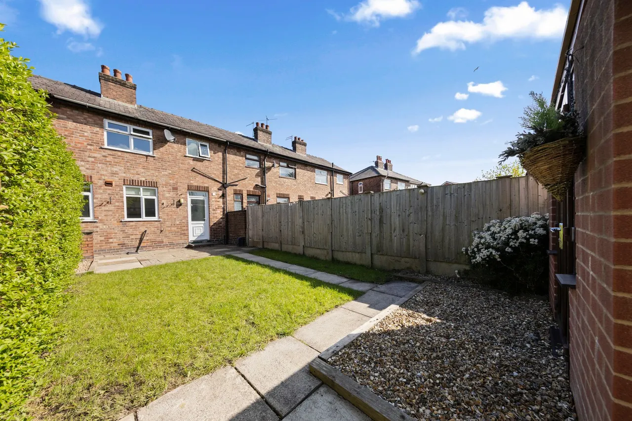 Thelwall Lane, WARRINGTON, Warrington, WA4 1NF, photo 14