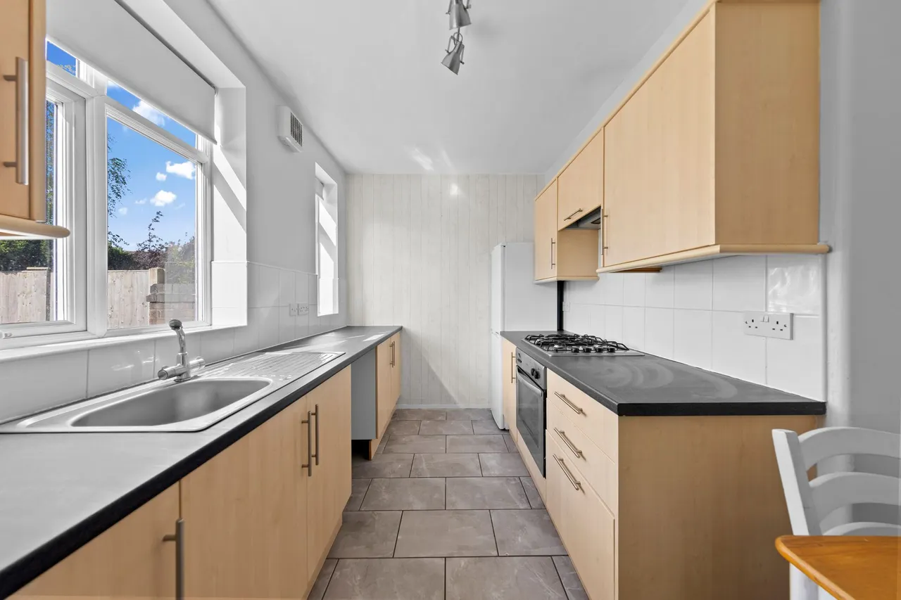 Thelwall Lane, WARRINGTON, Warrington, WA4 1NF, photo 6