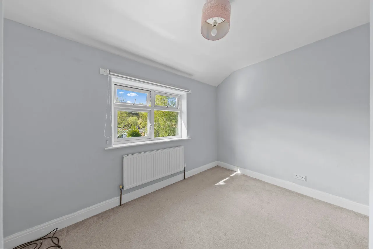 Thelwall Lane, WARRINGTON, Warrington, WA4 1NF, photo 10