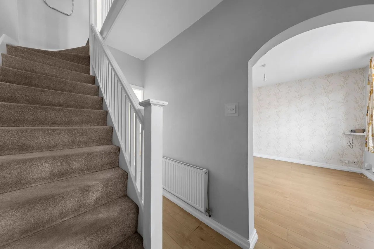 Thelwall Lane, WARRINGTON, Warrington, WA4 1NF, photo 8