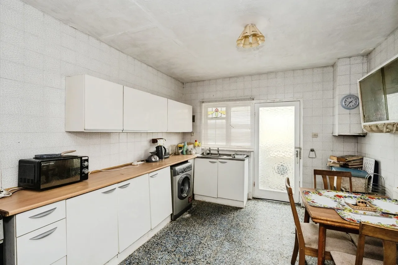 Glebe Road, Loughor, SA4, photo 9