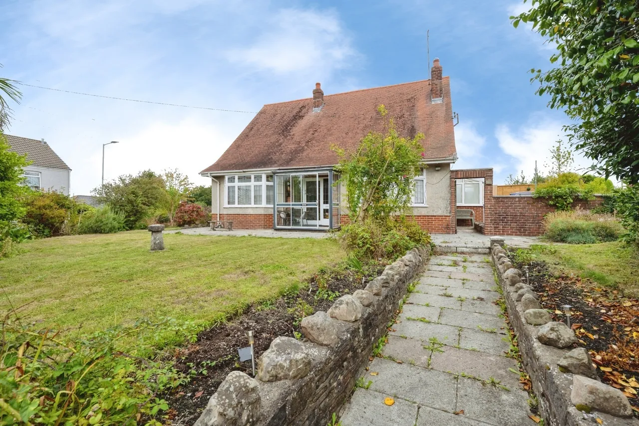 Glebe Road, Loughor, SA4, photo 4