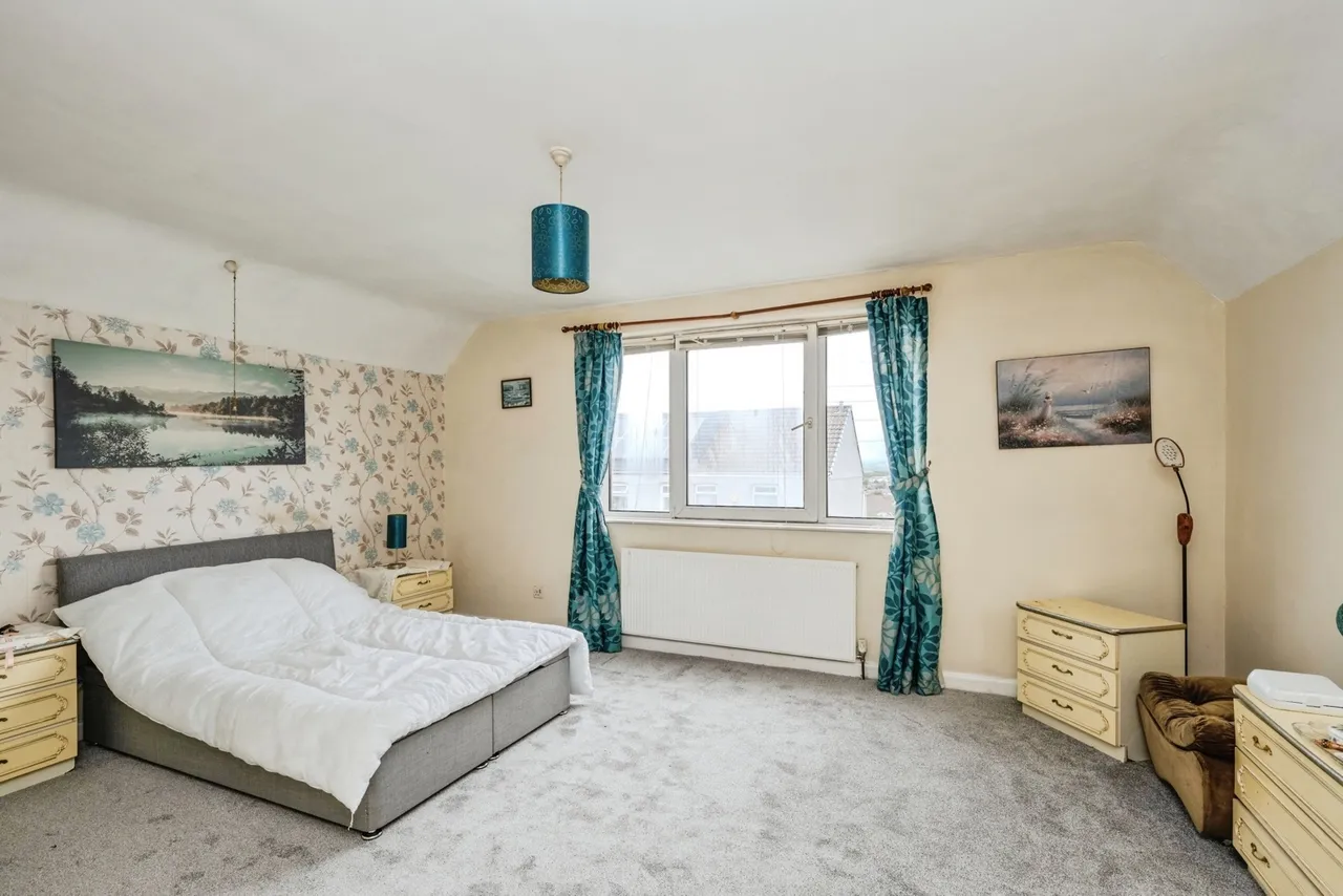 Glebe Road, Loughor, SA4, photo 17