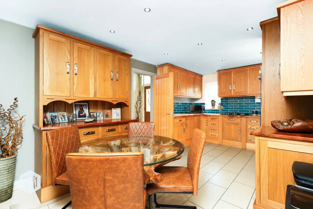 Grange Park Road, Bromley Cross, Bolton, BL7 9YA, photo 11