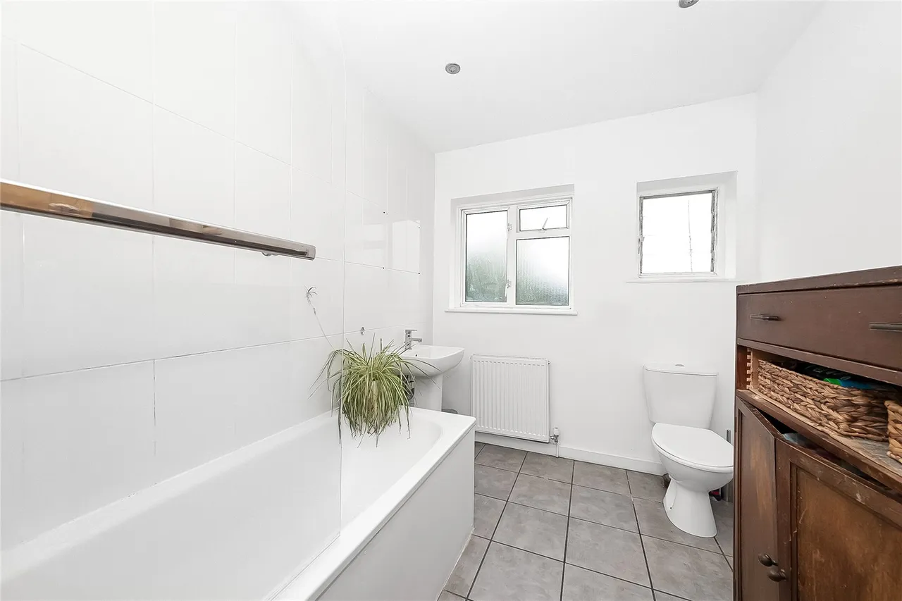 Covington Way, London, SW16, photo 11