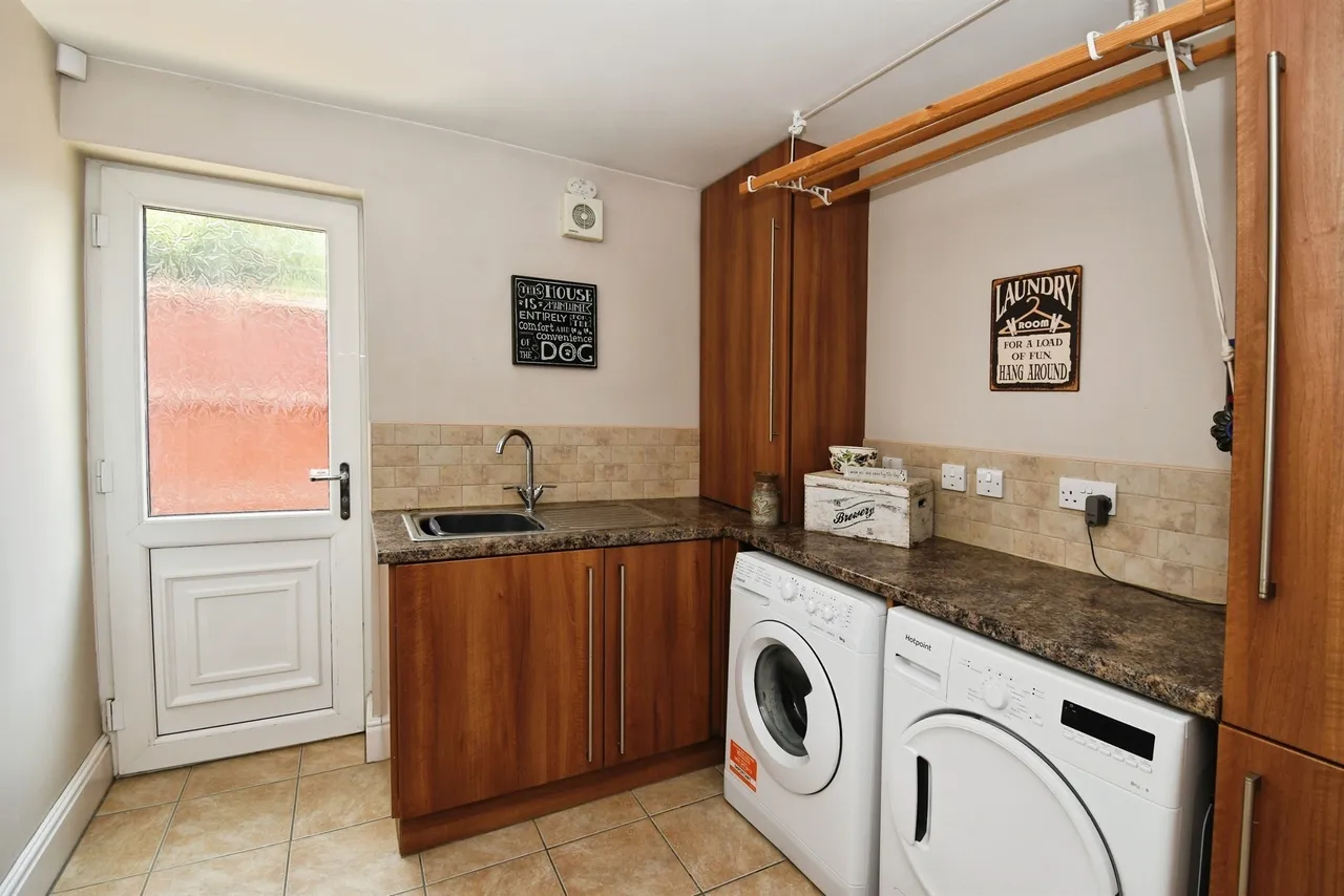 Old Village Street, Gunness, SCUNTHORPE, photo 9