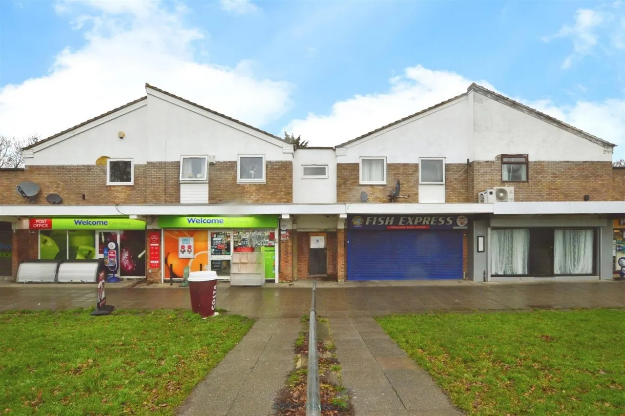 Parkside, Cliffe Woods, Rochester, photo 3
