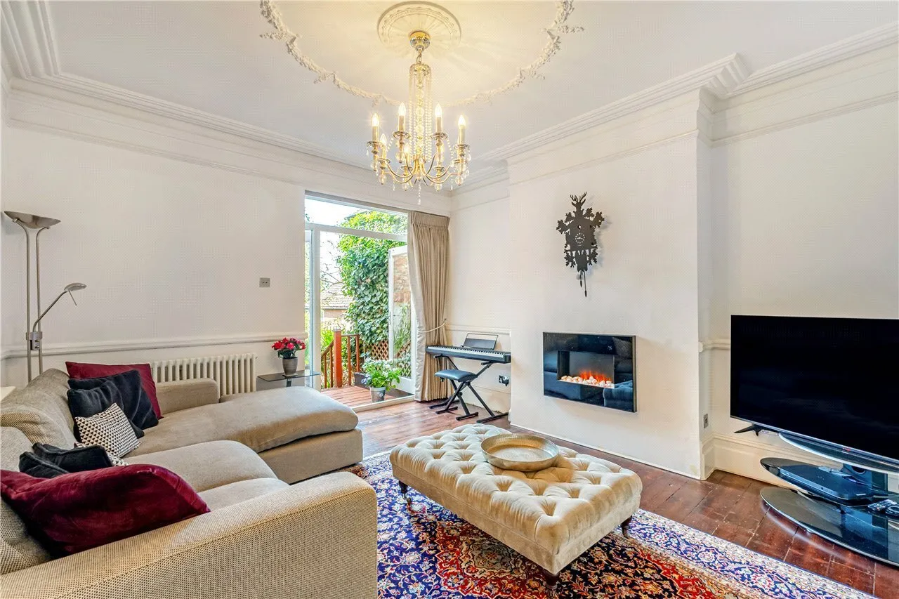 Worple Road, London, SW19, photo 3
