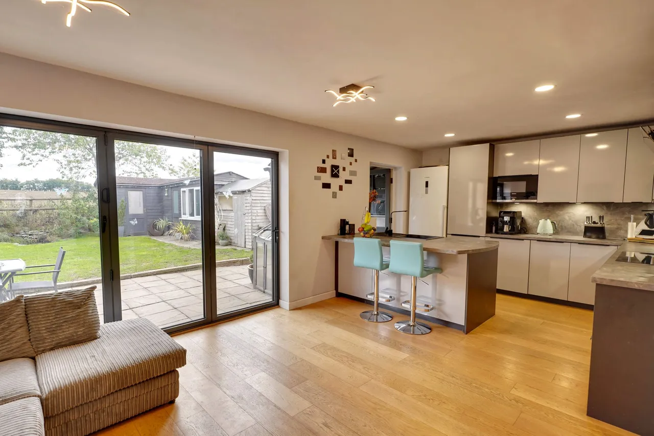Cannons Lane, Hatfield Broad Oak, CM22, photo 2