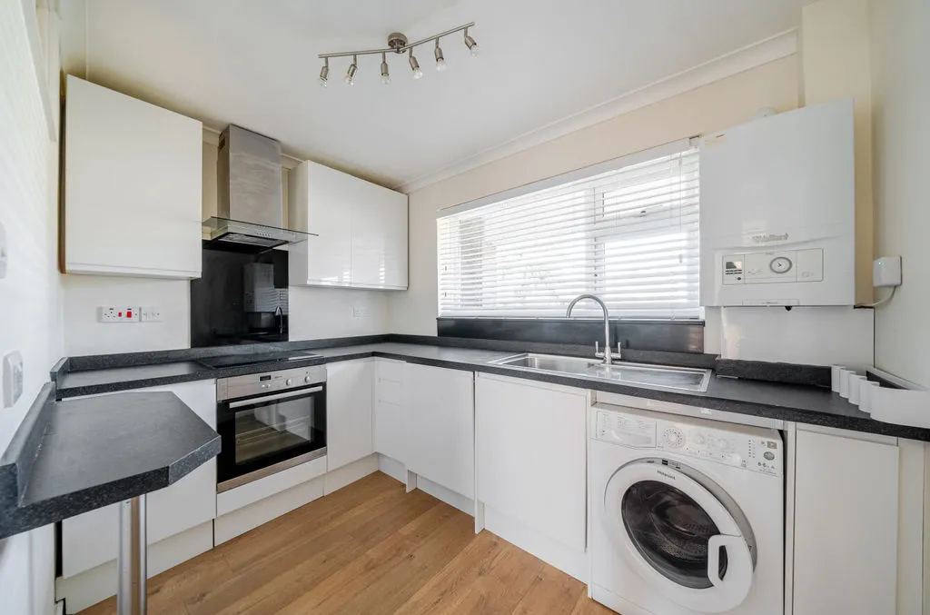 Purley Park Road, Purley CR8 2BW, photo 4