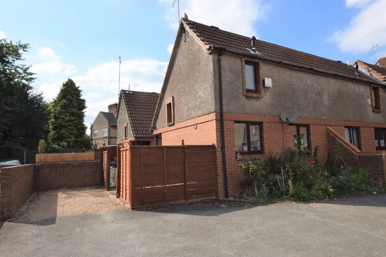 1 bed house for sale — The Cloisters, Earl Shilton