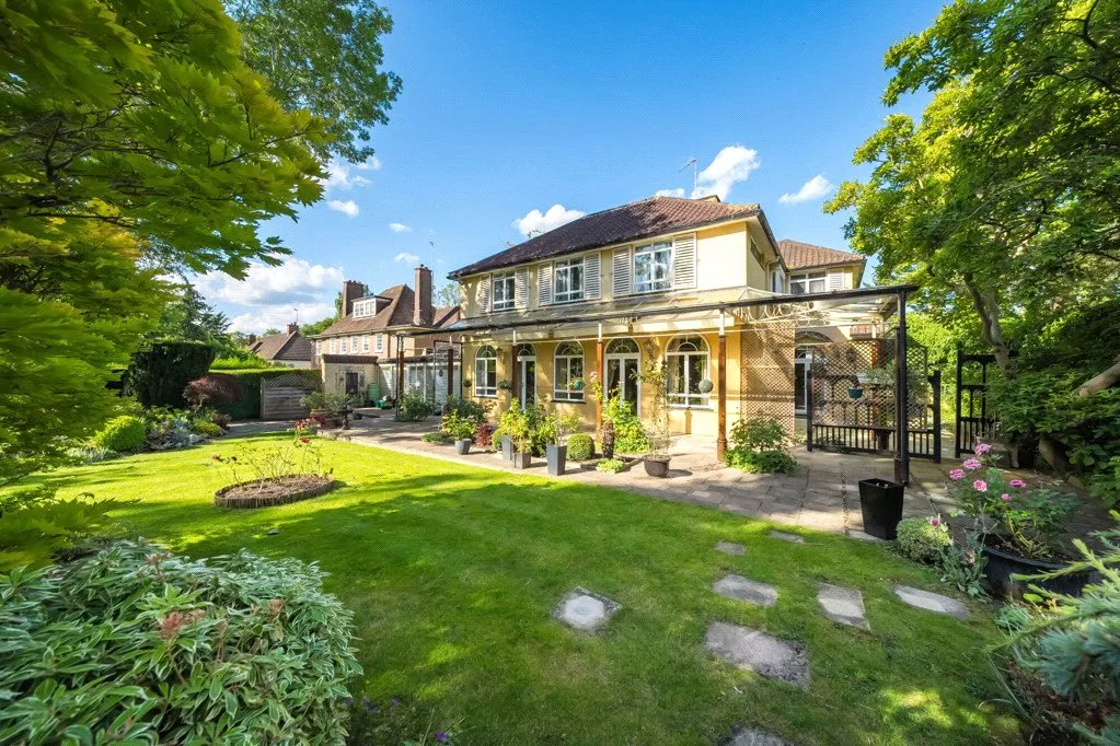 Wolsey Road, Northwood Fees Apply, HA6, photo 2
