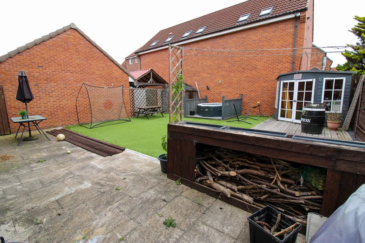 Plymouth Close, Gainsborough, DN21, photo 10
