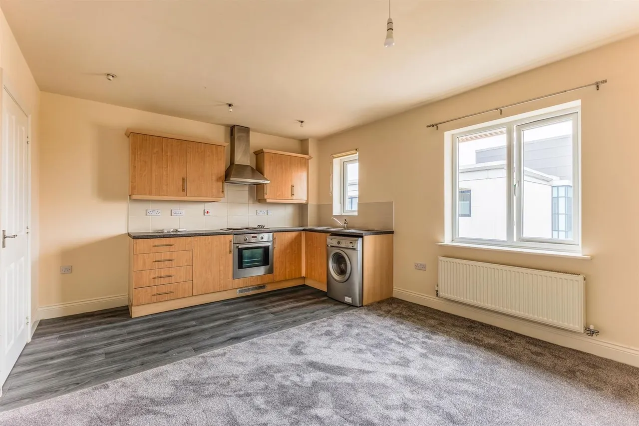 Trent Road, Nuneaton, CV11, photo 7