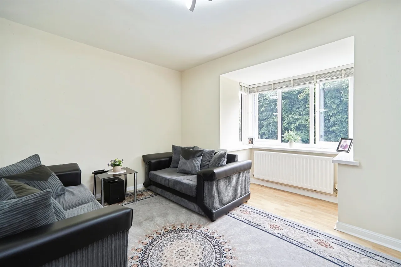 Tyersal Lane, Bradford, BD4, photo 10