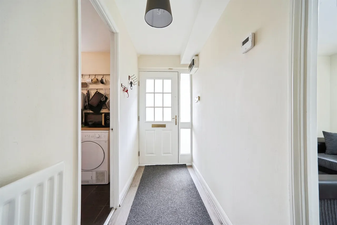 Tyersal Lane, Bradford, BD4, photo 12