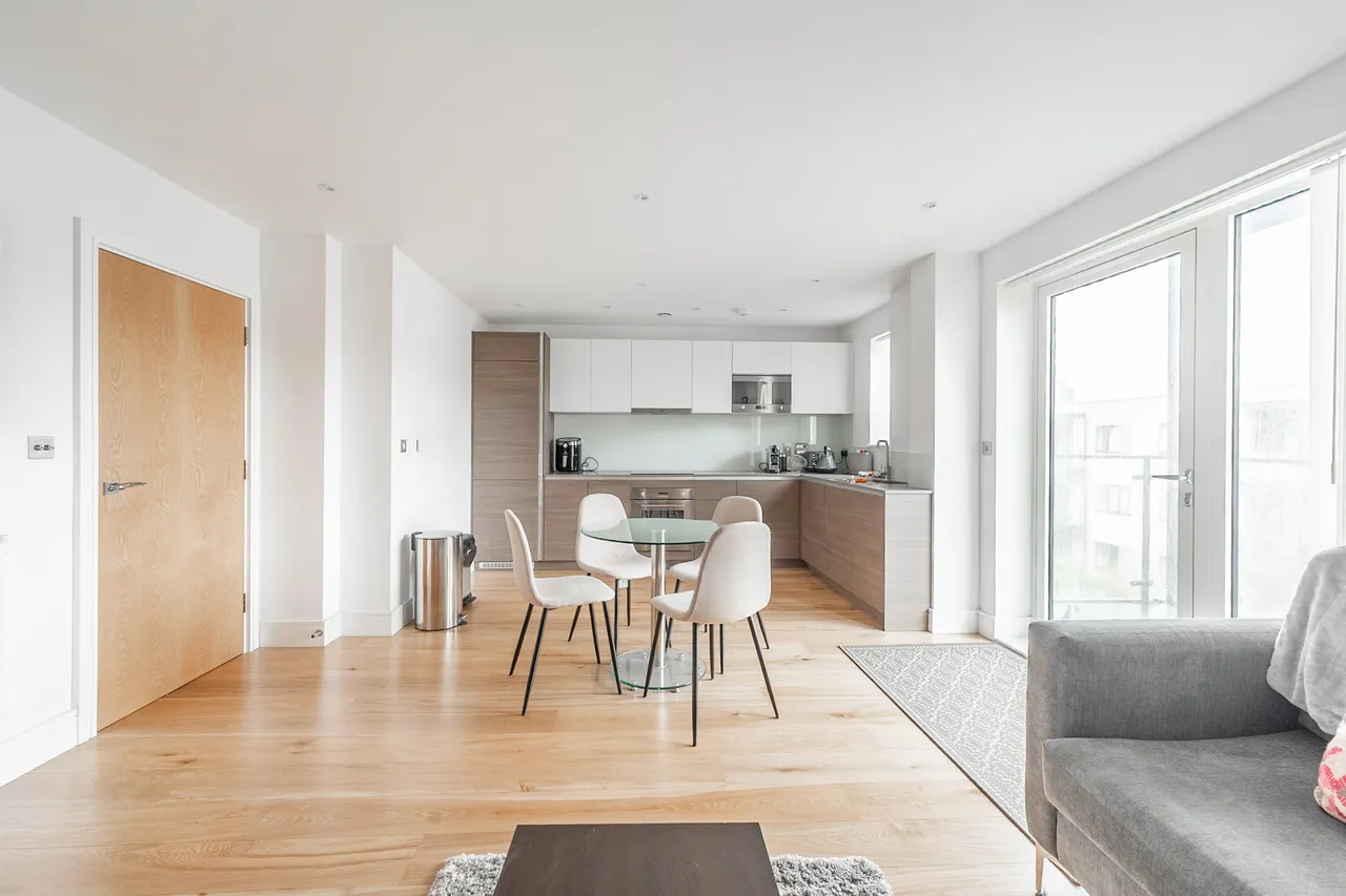 Flat 14, Arrandene Apartments, Silverworks Close, London, photo 7