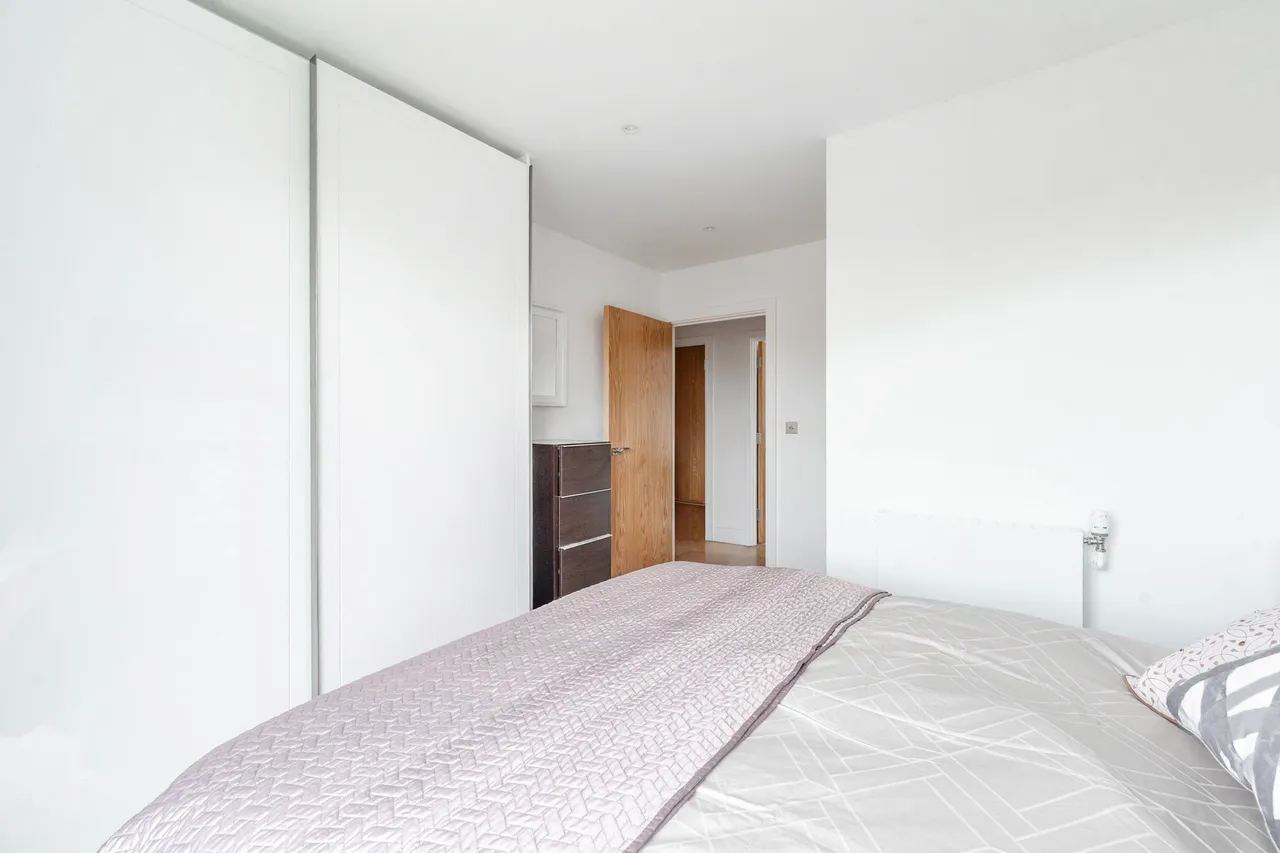 Flat 14, Arrandene Apartments, Silverworks Close, London, photo 8