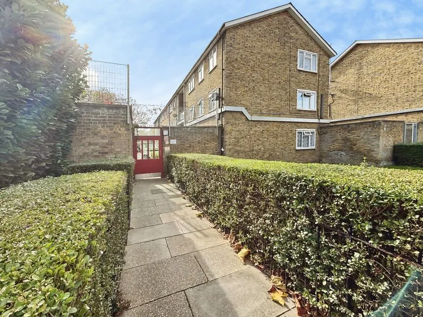Earlham Grove, London, E7, photo 12