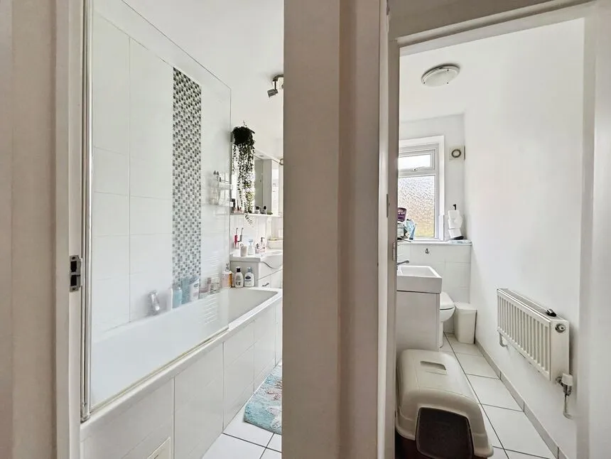 Earlham Grove, London, E7, photo 9