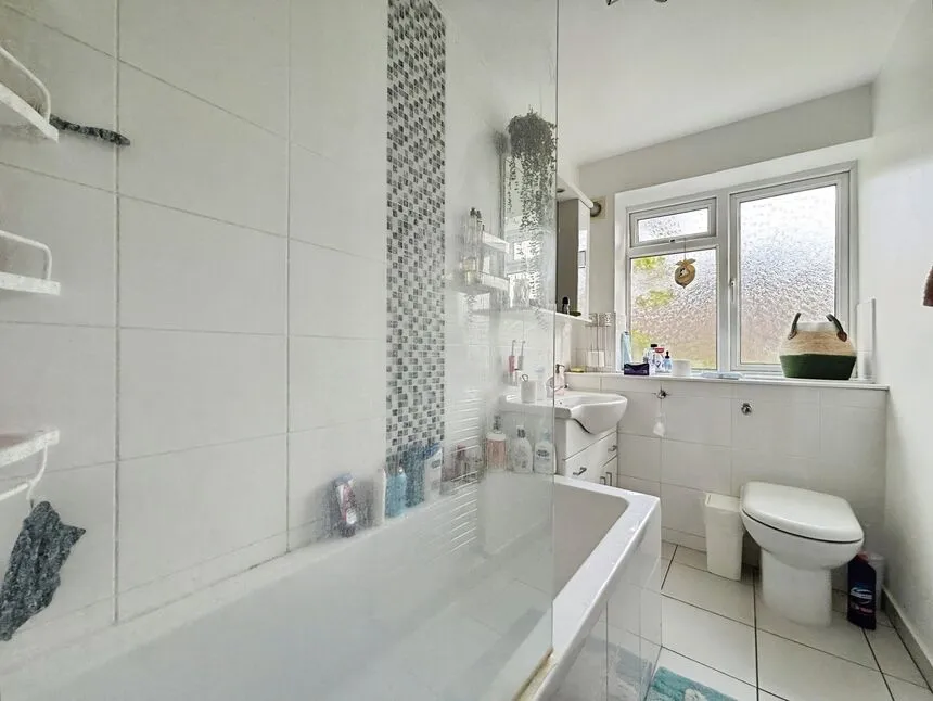 Earlham Grove, London, E7, photo 10