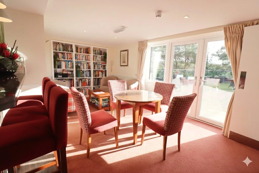 Park Lane, Camberley, Surrey, GU15 3FU, photo 18